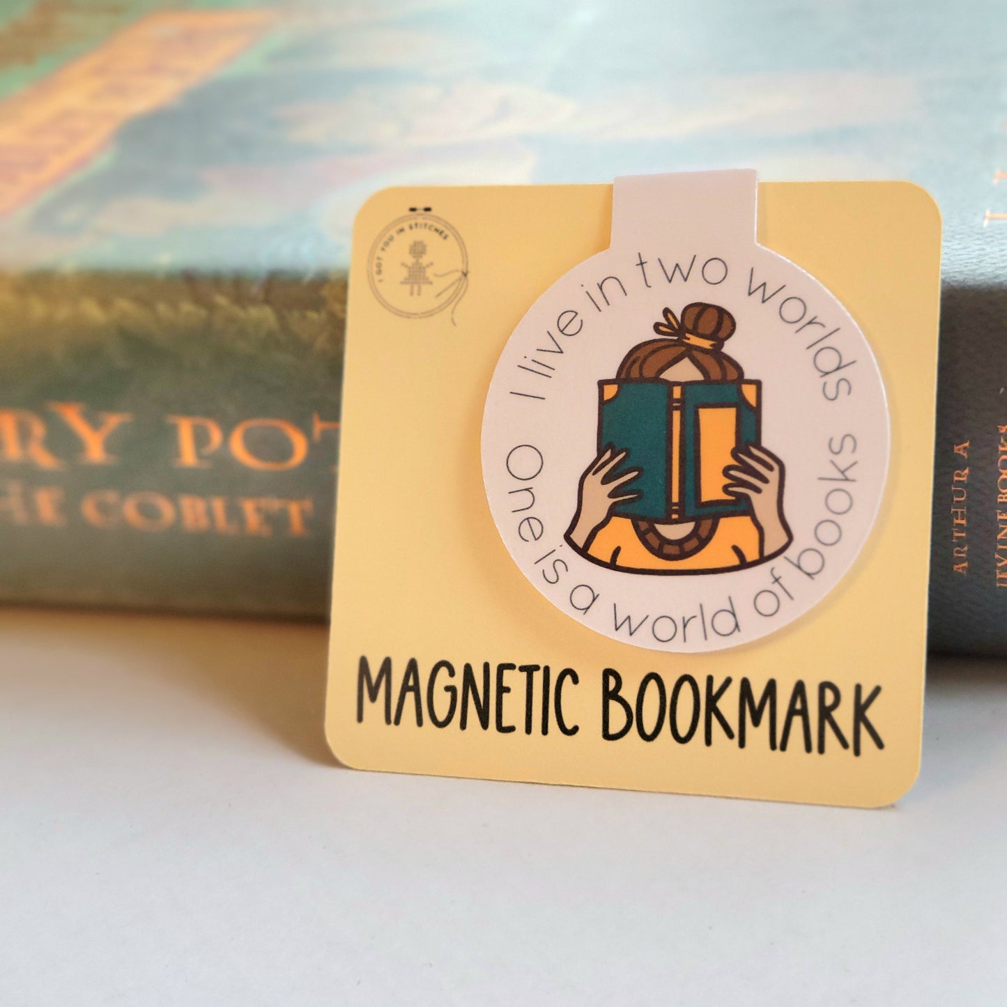 Magnetic Bookmark - World of Books